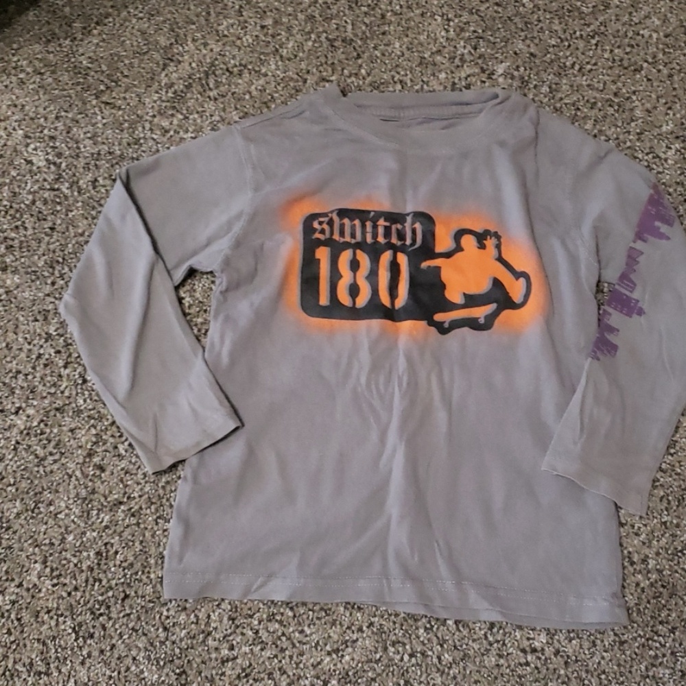 Boys Faded Glory long sleeve t-shirt